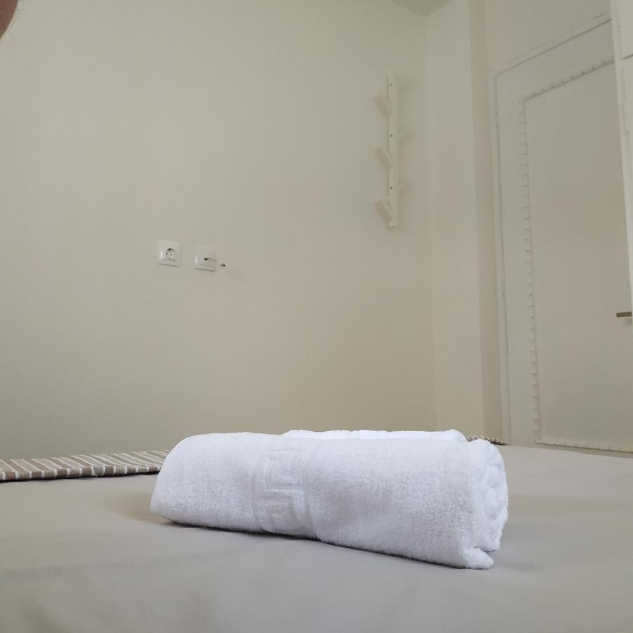 Leodi Place Kipseli  Luaran gambar