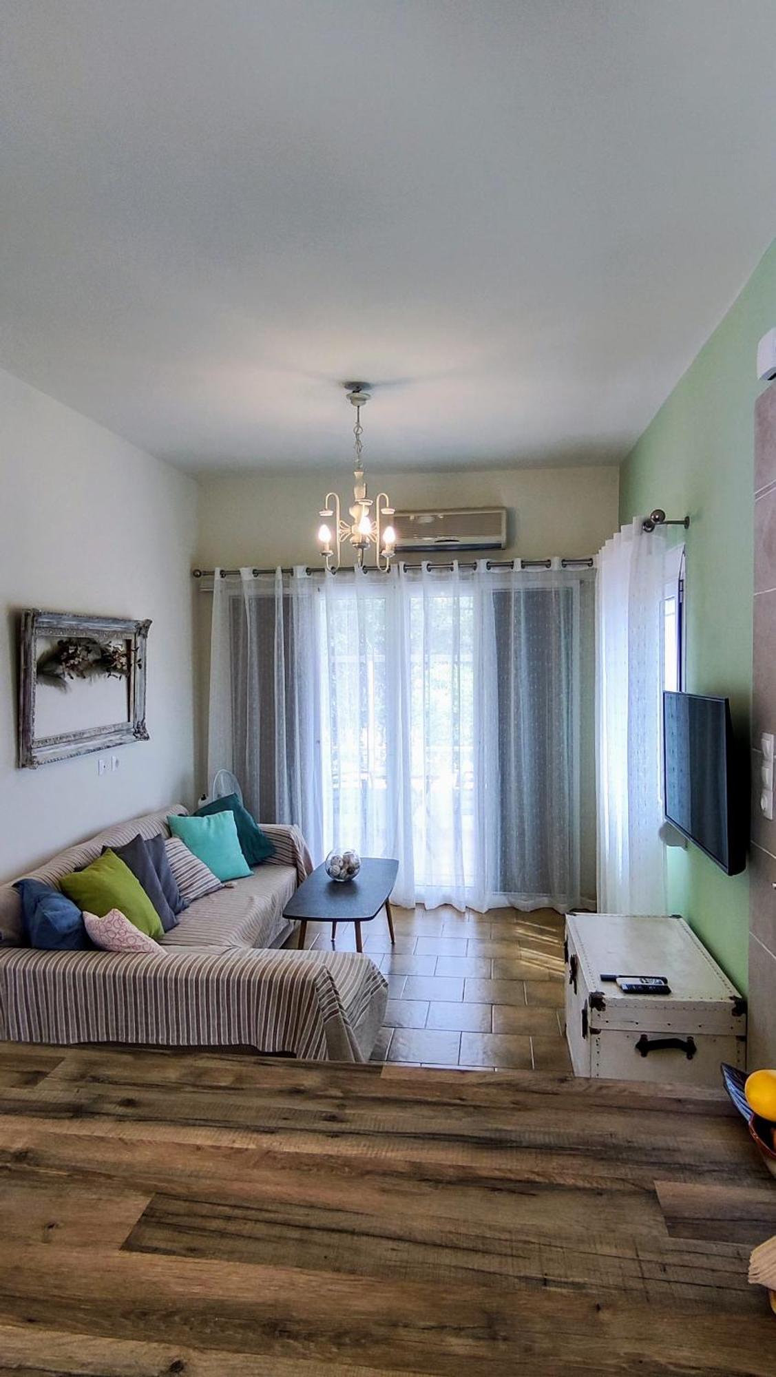 Leodi Place Kipseli  Luaran gambar